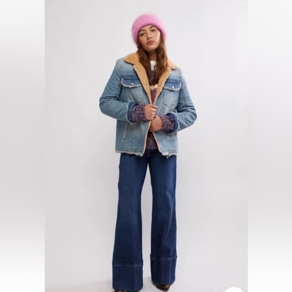 Free People Karter Denim Jacket We The Free Faux Sherpa Lined Collar Pockets - Picture 3 of 6